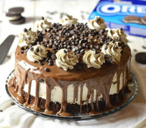 Шоколадный торт с чизкейком Oreo Шоколадный торт с чизкейком Oreo