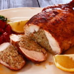Фаршированная курица без костей