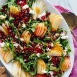 салат с грушей, яблоком, гранатом и имбирной заправкой