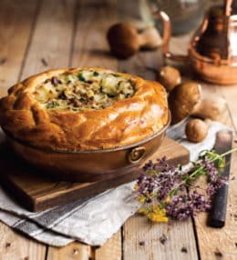 Пирог с картофелем и грибами