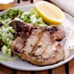 Свиные котлеты на косточках с лимоном и медом