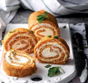 Закусочный морковный рулет
