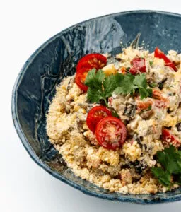 Салат из баклажанов с арахисовой посыпкой